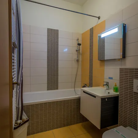 Weissov Dom * Banská Štiavnica